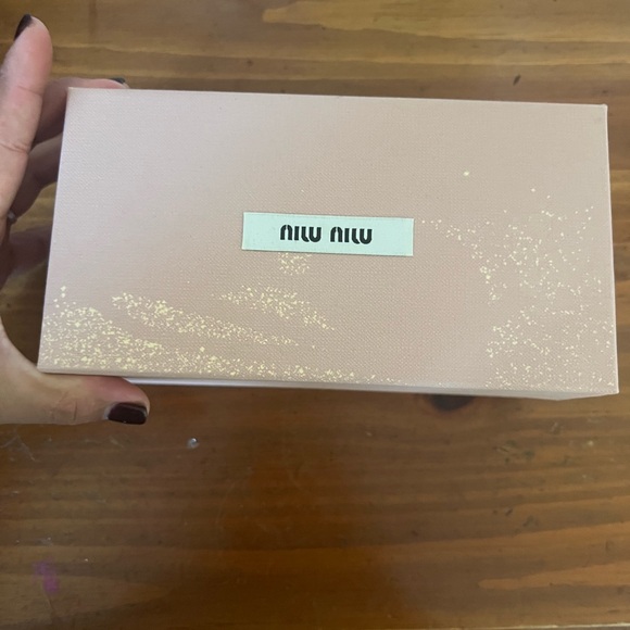 Authentic Miu Miu sunglasses 🤩 - Picture 2 of 7
